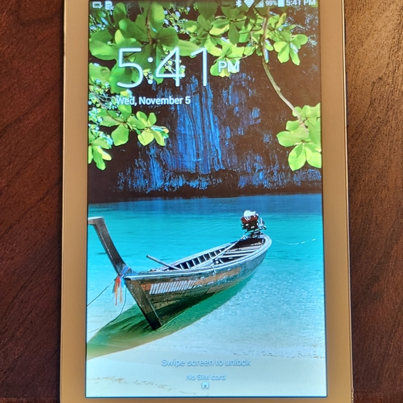 Samsung Galaxy Tab 3 White Tablet - Picture 3 of 15